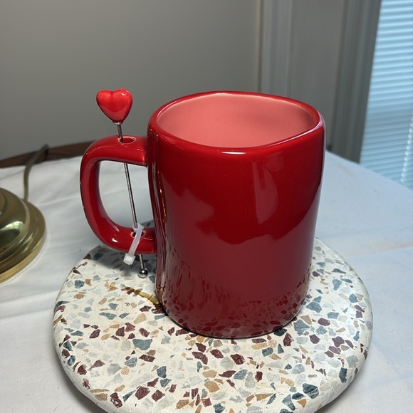 Rae Dunn Happy Valentine’s Day coffee/ tea mug - Picture 2 of 3